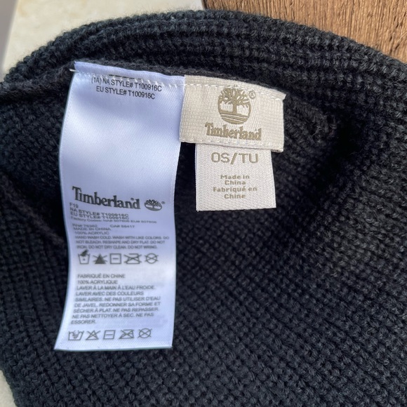 Timberland Classic Black Beanie - Picture 4 of 4
